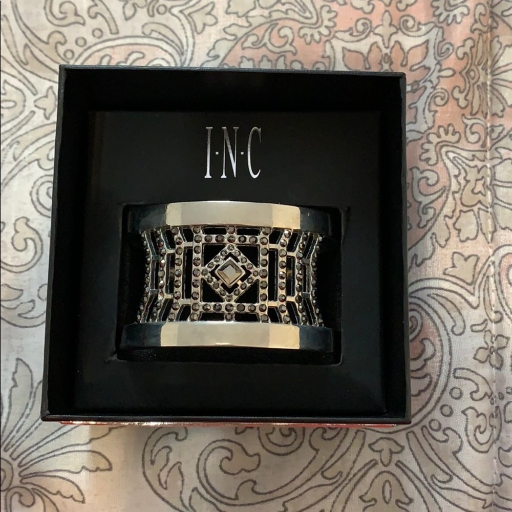 Silver bracelet